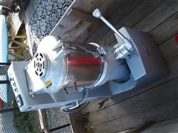 Image 40 Qt. ROBOT COUPE R40T VCM Cutter - 3 from Bid-on-Equipment.com