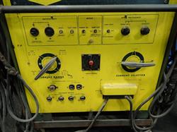 Image UNION CARBIDE HDA-200 Welder - 4 from Bid-on-Equipment.com