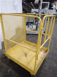 Image Lift Cage - 4 from Bid-on-Equipment.com