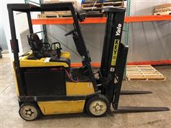 Image YALE Electric Forklift with Charger - 1 from Bid-on-Equipment.com
