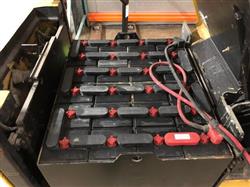 Image YALE Electric Forklift with Charger - 4 from Bid-on-Equipment.com