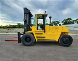 Image HYSTER H300XL Forklift - 1 from Bid-on-Equipment.com
