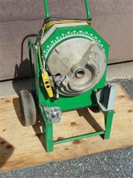 Image GREENLEE 555 Conduit Bender 1/2" to 2" Rigid Shoes - 1 from Bid-on-Equipment.com