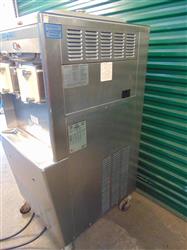 Image TAYLOR 444-27 Frozen Drink Machine for Smoothies, Coffee, Shakes - 5 from Bid-on-Equipment.com