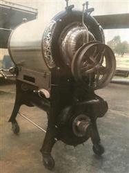 Image ROYAL No. 6 Roaster - 2 from Bid-on-Equipment.com