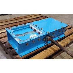 Image ORTHMEN MANUFACTURING INC. Manual Maintenance Roller Gate Valve - 10in Sq.  - 2 from Bid-on-Equipment.com