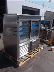 Image 4ft LEADER Deli Case - 2 from Bid-on-Equipment.com