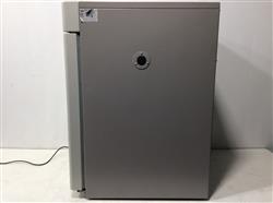 Image VWR SCIENTIFIC 1545 Incubator - 4 from Bid-on-Equipment.com