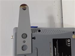 Image FISHER SCIENTIFIC Accument XL200 pH/mV/Conductivity Benchtop Meter with Arm - 4 from Bid-on-Equipment.com