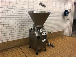 Image VEMAG ROBOT 500 Vacuum Filler - 2 from Bid-on-Equipment.com