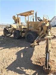 Image VERMEER V8050 Trencher with Backhoe and Vibratory Plow - 3 from Bid-on-Equipment.com