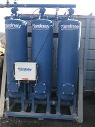 Image YARDNEY MM-1860-3AS Multimedia Water Filtration System - 1 from Bid-on-Equipment.com