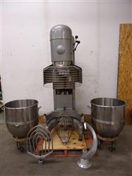 Image HOBART V-1401 Mixer - 1 from Bid-on-Equipment.com
