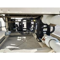 Image DAIKIN APPLIED AGZ070 Air-Cooled Water Chiller - 65 Ton - 6 from Bid-on-Equipment.com