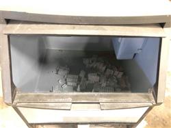 Image MANITOWOC Commercial Ice Maker - 2 from Bid-on-Equipment.com