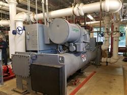 Image 400 Ton CARRIER Water Cooled Chiller - 1 from Bid-on-Equipment.com
