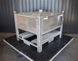 Image 200 Gallon Tote / Tank - Stainless Steel, Stackable - 16 from Bid-on-Equipment.com