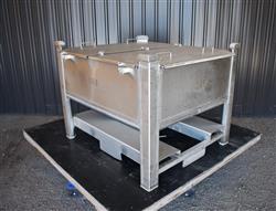 Image 200 Gallon Tote / Tank - Stainless Steel, Stackable - 9 from Bid-on-Equipment.com