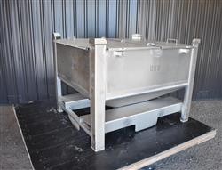 Image 200 Gallon Tote / Tank - Stainless Steel, Stackable - 10 from Bid-on-Equipment.com