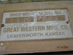 Image GREAT WESTERN MFG. CO. Box Type Tru-Balance Sifter - Model  221/222 - 13 from Bid-on-Equipment.com