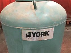 Image YORK Easy Tank Refrigerant Recovery / Recycling Tank - 1000 Lb. Capacity - 12 from Bid-on-Equipment.com
