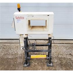 Image METTLER TOLEDO V3 Powerphase Tunnel Metal Detector - 2 from Bid-on-Equipment.com