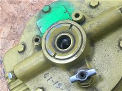 Image ENERPAC P25 Hydraulic Hand Pump Head - 10 from Bid-on-Equipment.com