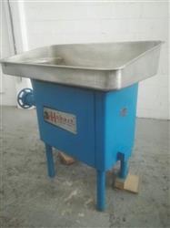 Image HOBART 4146 Meat Grinder - 1 from Bid-on-Equipment.com