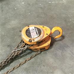 Image 1.5 Ton HARRINGTON Chain Hoist - 1 from Bid-on-Equipment.com