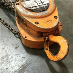 Image 1.5 Ton HARRINGTON Chain Hoist - 4 from Bid-on-Equipment.com