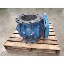 Image 10in ROTOLOK Airlock Rotary Valve Feeder - 6 from Bid-on-Equipment.com