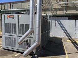 Image TRANE Scroll Chiller - 130 Tons - 2 from Bid-on-Equipment.com