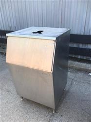 Image FOLLETT Ice Bin  - 2 from Bid-on-Equipment.com