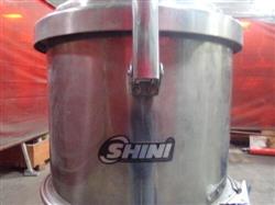 Image SHINI SHR-24U Vacuum Hopper - Stainless Steel - 2 from Bid-on-Equipment.com
