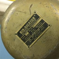 Image Hopper with BINDICATOR Level Detector - 2 from Bid-on-Equipment.com