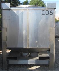 Image 275 Gallon AMERICAN INDUSTRIES INC. Tote Tank - 1 from Bid-on-Equipment.com