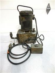Image GREENLEE 798 Hydraulic Power Pump - 1 from Bid-on-Equipment.com