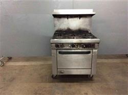 Image SOUTHBEND Six Burner Range with Oven - 1 from Bid-on-Equipment.com