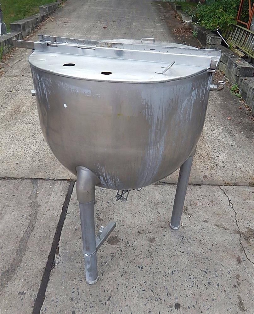 380295 - 150 Gallon GROEN N-150 Jacketed Mixing Kettle - Main Image from Bid-on-Equipment.com