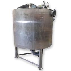 Image 525 Gallon Insulated Liquid Mixing Tank - Stainless Steel - 1 from Bid-on-Equipment.com