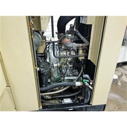 Image 125 HP INGERSOLL-RAND H100W Oil-Free Rotary Screw Air Compressor - 411 CFM - 4 from Bid-on-Equipment.com