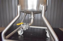 Image 25 Gallon SANI-FAB Vacuum Tank - 7 from Bid-on-Equipment.com