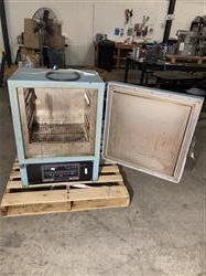 Image BLUE M Oven - Model OV-490A-3 - 8 from Bid-on-Equipment.com