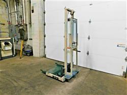 Image BEECH SQUARE D Breaker Lift Truck - 2 from Bid-on-Equipment.com