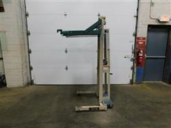 Image BEECH SQUARE D Breaker Lift Truck - 9 from Bid-on-Equipment.com