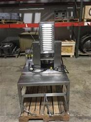 Image 20 Quart GROEN TDB/7-20 Electric Tilting Steam Kettle / Lab Mixer Agitation Capable - 2 from Bid-on-Equipment.com