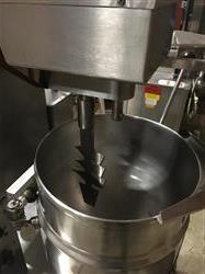 Image 20 Quart GROEN TDB/7-20 Electric Tilting Steam Kettle / Lab Mixer Agitation Capable - 5 from Bid-on-Equipment.com