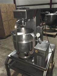 Image 20 Quart GROEN TDB/7-20 Electric Tilting Steam Kettle / Lab Mixer Agitation Capable - 8 from Bid-on-Equipment.com