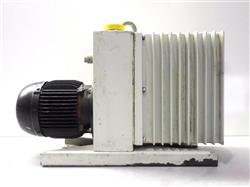 Image PFEIFFER BALZERS DUO 030A Rotary Vane Vacuum Pump - 2 from Bid-on-Equipment.com