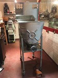 Image HOLLYMATIC 175 Meat Grinder - 1 from Bid-on-Equipment.com